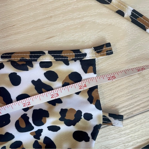 Leopard Print 2 Piece Swimsuit With Adjustable￼ Corset Back Size M Shein (183) - Picture 10 of 13